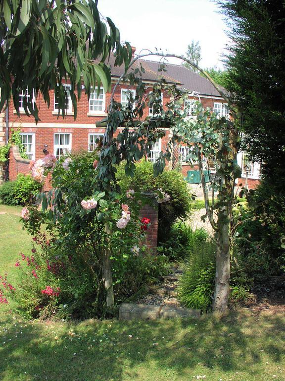 Austons Down Farm B&B Claverdon Bagian luar foto