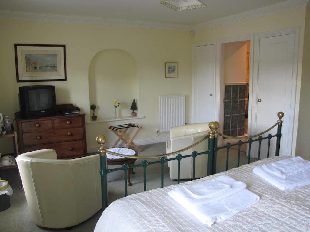 Austons Down Farm B&B Claverdon Bagian luar foto